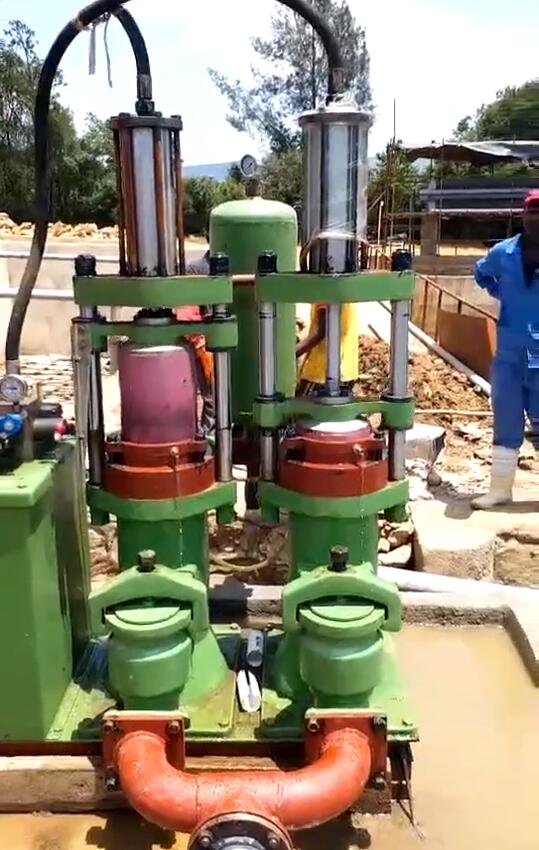 華星陶瓷柱塞泵-國外客戶使用現(xiàn)場